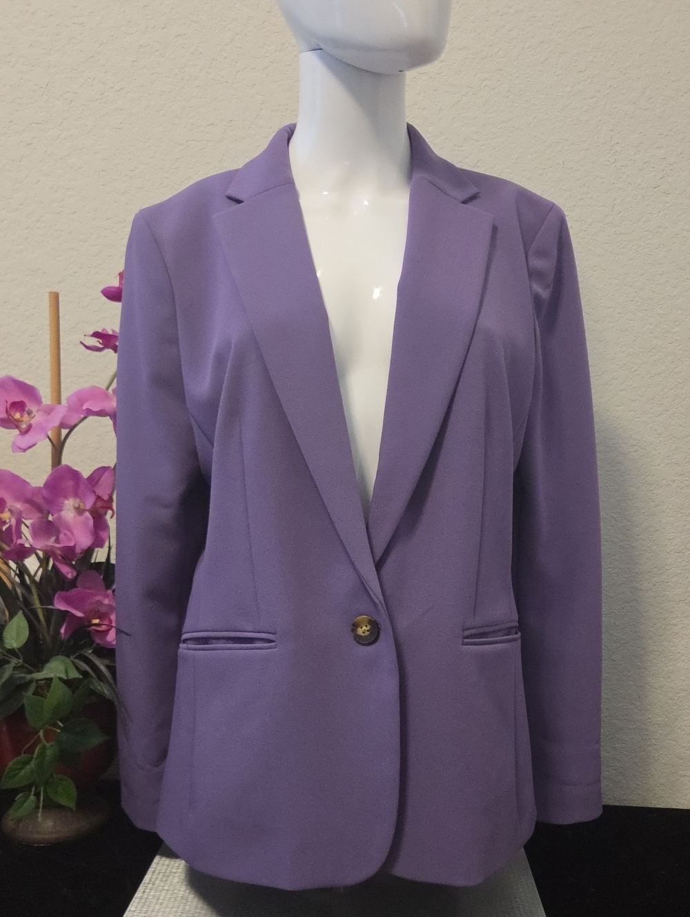 Ann Taylor Violet Hutton Single-Button Blazer
